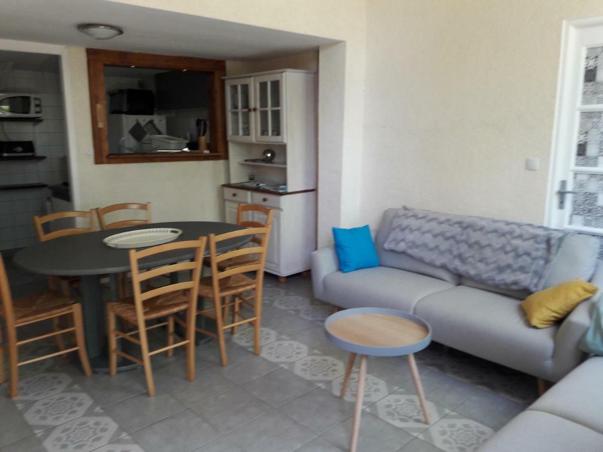 La Marelle Avrillé-les-Ponceaux Exterior foto