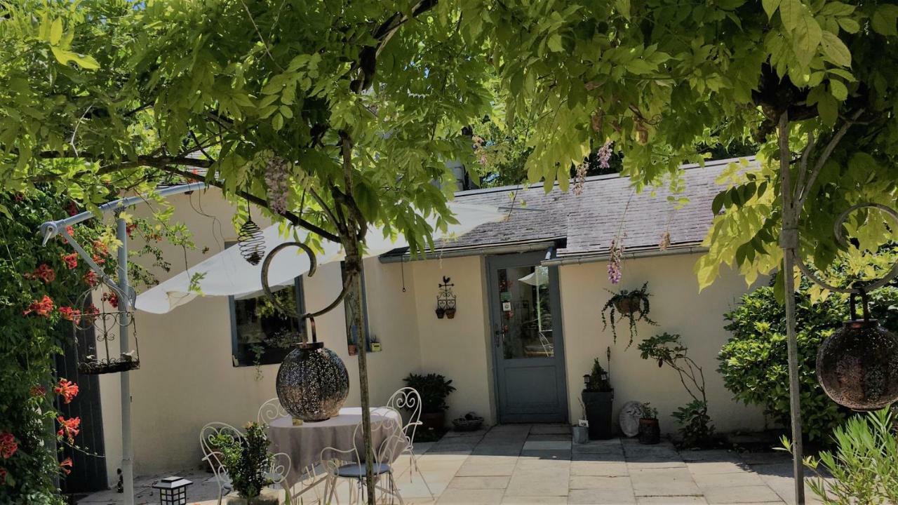 La Marelle Avrillé-les-Ponceaux Exterior foto